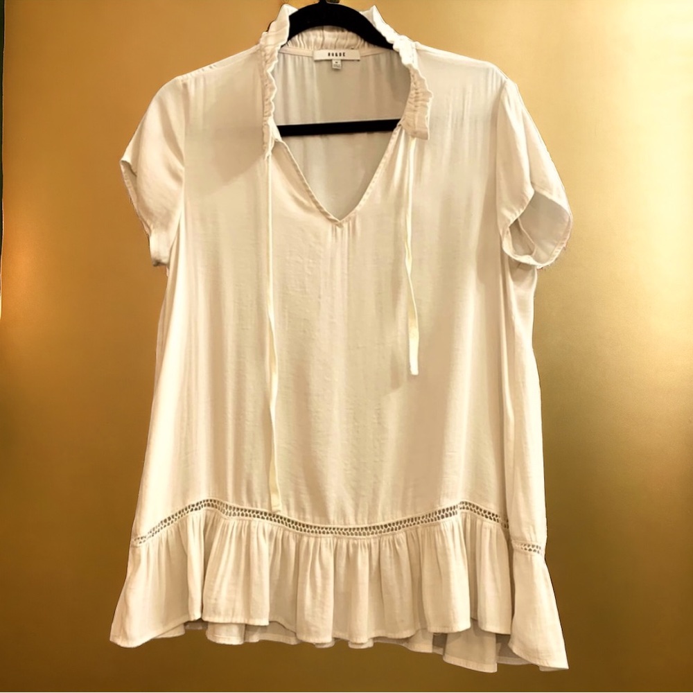 RO & DE cream ruffled blouse Size M